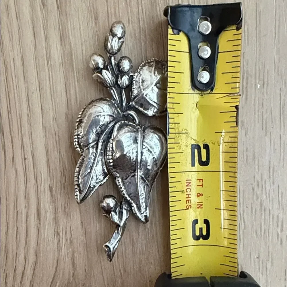 Vintage sterling silver leaves and stems Brooch